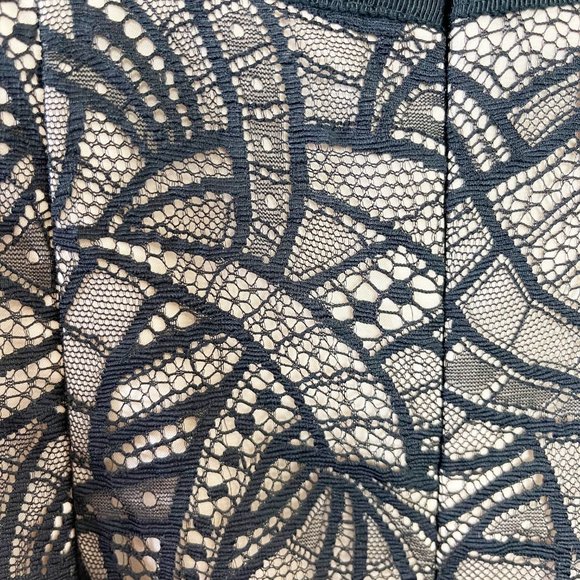 ML MONIQUE LHUILLIER Black Overtones Sheath Dress - Size 4 - Picture 6 of 14